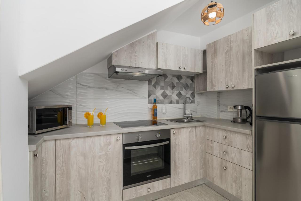 Kapetan Giannis Suite Adamantas  Exteriér fotografie