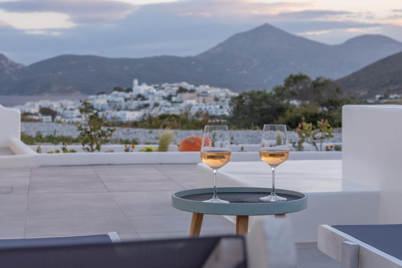 Kapetan Giannis Suite Adamantas  Exteriér fotografie